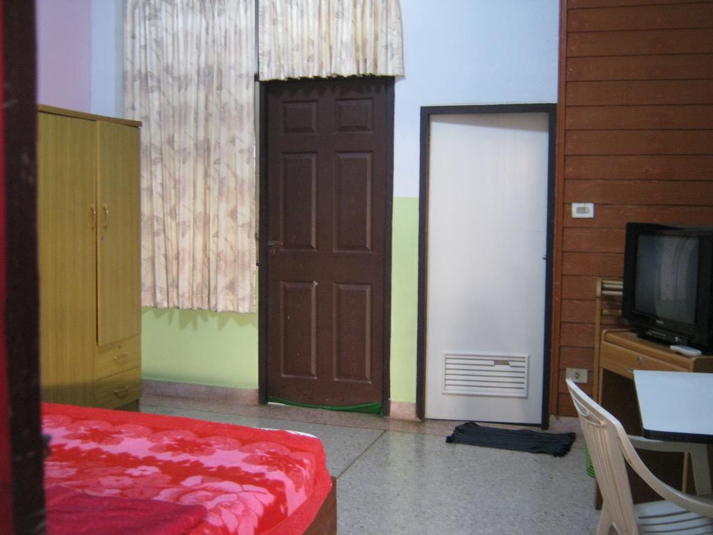 Sataya Apartment Maha Sarakham Exterior foto